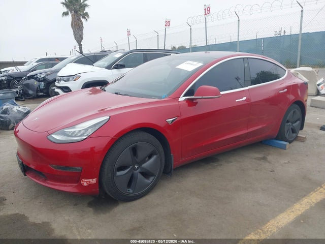 2018 Tesla Model 3 Long Range/mid Range მანქანა იყიდება აუქციონზე, vin: 5YJ3E1EA9JF047987, აუქციონის ნომერი: 45098420
