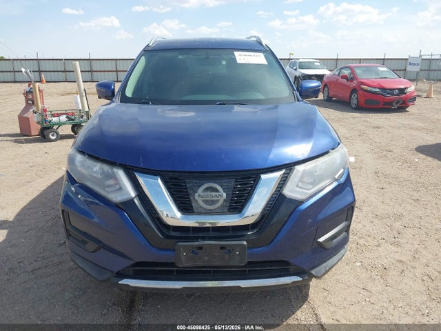 2017 Nissan Rogue Sv მანქანა იყიდება აუქციონზე, vin: KNMAT2MT9HP575468, აუქციონის ნომერი: 45098425