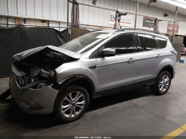 Продажа на аукционе авто 2018 Ford Escape Se, vin: 1FMCU9GD4JUB29010, номер лота: 45098460