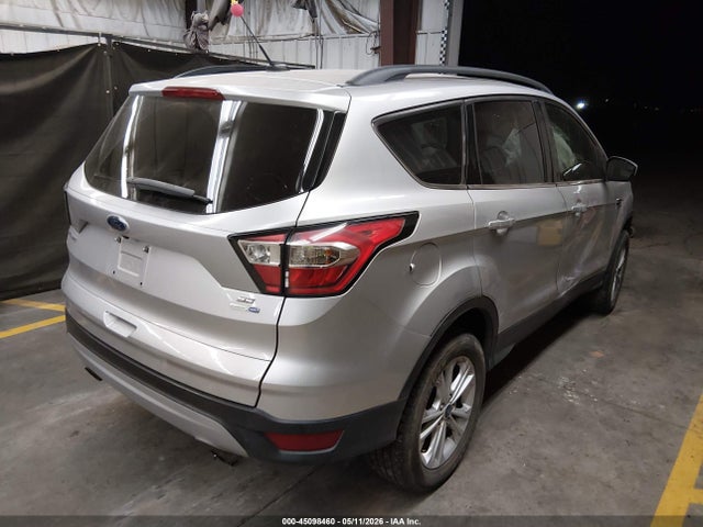 Продажа на аукционе авто 2018 Ford Escape Se, vin: 1FMCU9GD4JUB29010, номер лота: 45098460