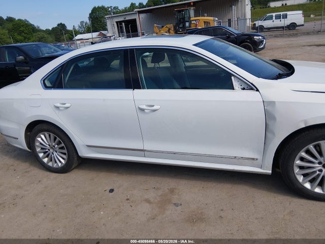 Aukcja sprzedaży 2017 Volkswagen Passat 1.8t Se, vin: 1VWBT7A39HC040750, numer aukcji: 45098466
