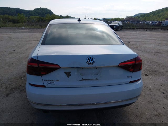 Aukcja sprzedaży 2017 Volkswagen Passat 1.8t Se, vin: 1VWBT7A39HC040750, numer aukcji: 45098466