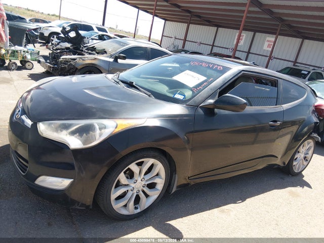 Продаж на аукціоні авто 2013 Hyundai Veloster Base W/gray, vin: KMHTC6AD9DU095290, номер лоту: 45098478