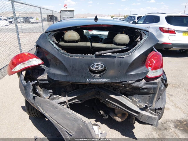 Продаж на аукціоні авто 2013 Hyundai Veloster Base W/gray, vin: KMHTC6AD9DU095290, номер лоту: 45098478