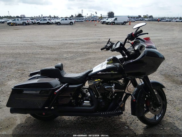 2016 Harley-davidson Fltrxs Road Glide Special მანქანა იყიდება აუქციონზე, vin: 1HD1KTM37GB641860, აუქციონის ნომერი: 45098480