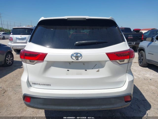 5TDZARFH6KS053081 Toyota Highlander Le