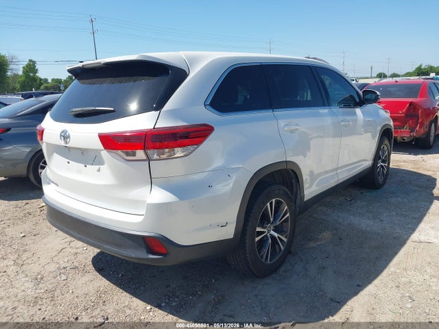 5TDZARFH6KS053081 Toyota Highlander Le