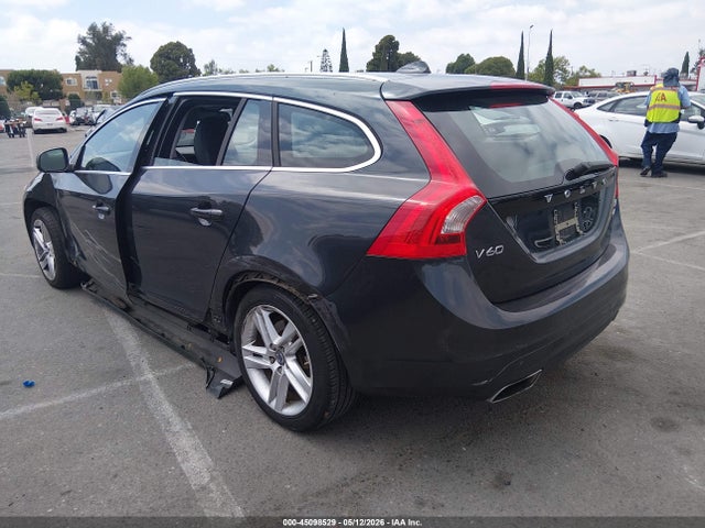 Продаж на аукціоні авто 2015 Volvo V60 T5 Premier Plus, vin: YV1612SC5F1207152, номер лоту: 45098529