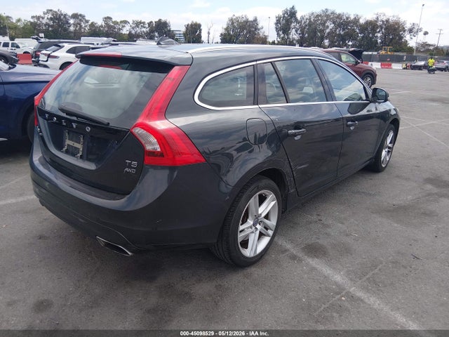 Продаж на аукціоні авто 2015 Volvo V60 T5 Premier Plus, vin: YV1612SC5F1207152, номер лоту: 45098529