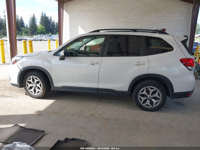 45098534 :رقم المزاد ، JF2SKAFC0MH519505 vin ، 2021 Subaru Forester Premium مزاد بيع