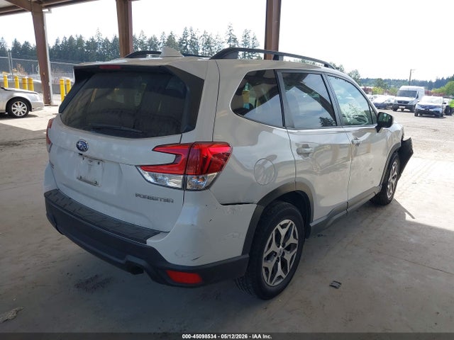 45098534 :رقم المزاد ، JF2SKAFC0MH519505 vin ، 2021 Subaru Forester Premium مزاد بيع
