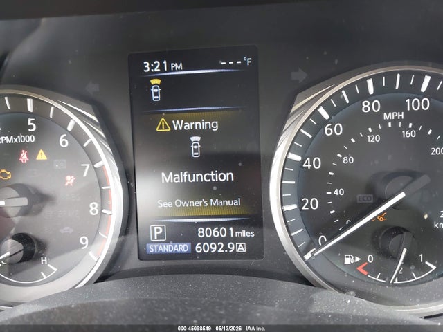 Продажа на аукционе авто 2019 Infiniti Q50 3.0t Luxe, vin: JN1EV7AP0KM542533, номер лота: 45098549