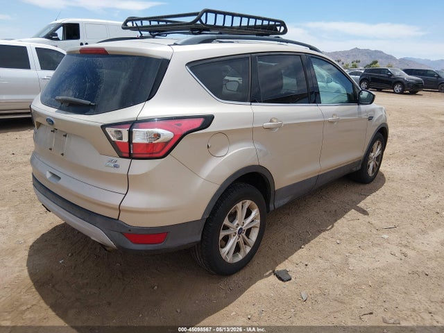 Продажа на аукционе авто 2017 Ford Escape Se, vin: 1FMCU9GD0HUE97467, номер лота: 45098567