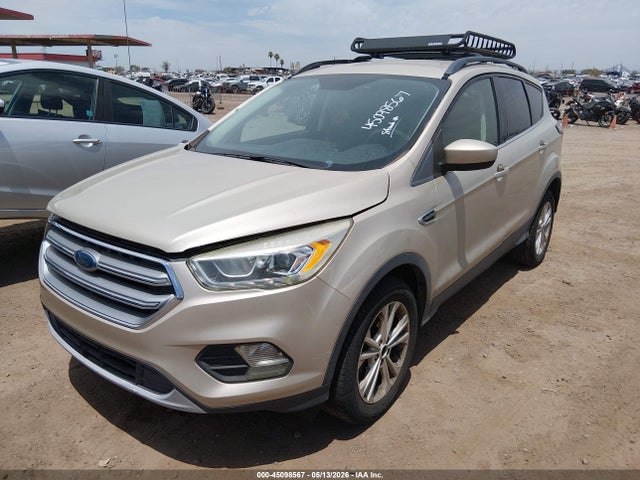 Продажа на аукционе авто 2017 Ford Escape Se, vin: 1FMCU9GD0HUE97467, номер лота: 45098567