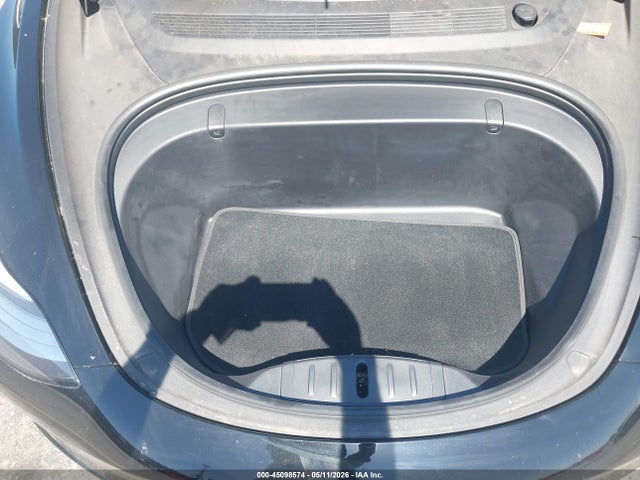 Продажа на аукционе авто 2019 Tesla Model 3 Long Range/performance, vin: 5YJ3E1EB2KF237284, номер лота: 45098574