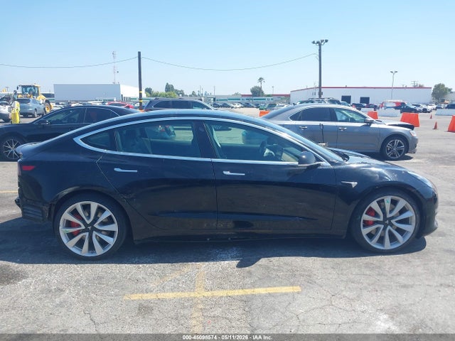 Продажа на аукционе авто 2019 Tesla Model 3 Long Range/performance, vin: 5YJ3E1EB2KF237284, номер лота: 45098574