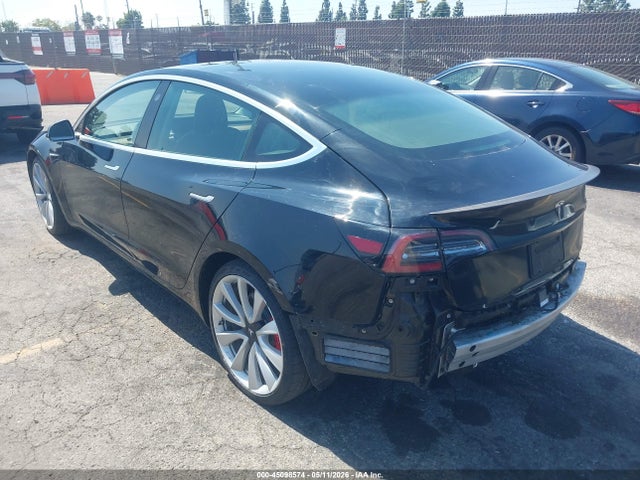 Продажа на аукционе авто 2019 Tesla Model 3 Long Range/performance, vin: 5YJ3E1EB2KF237284, номер лота: 45098574