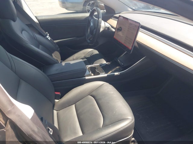 Продажа на аукционе авто 2019 Tesla Model 3 Long Range/performance, vin: 5YJ3E1EB2KF237284, номер лота: 45098574