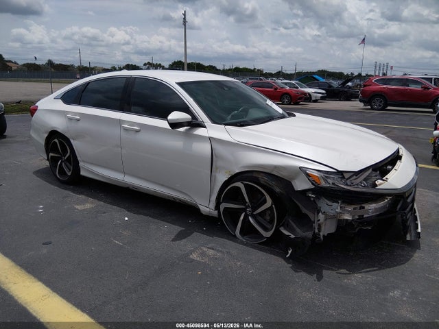 45098594 :رقم المزاد ، 1HGCV1F33KA082181 vin ، 2019 Honda Accord Sport مزاد بيع