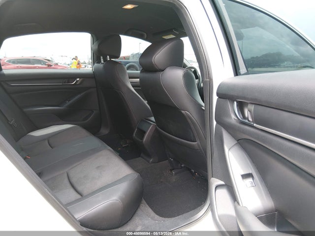45098594 :رقم المزاد ، 1HGCV1F33KA082181 vin ، 2019 Honda Accord Sport مزاد بيع