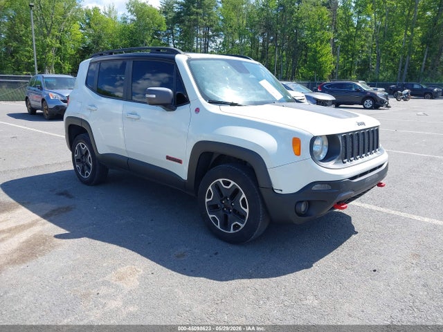 45098623 :رقم المزاد ، ZACCJBCTXGPD87673 vin ، 2016 Jeep Renegade Trailhawk مزاد بيع