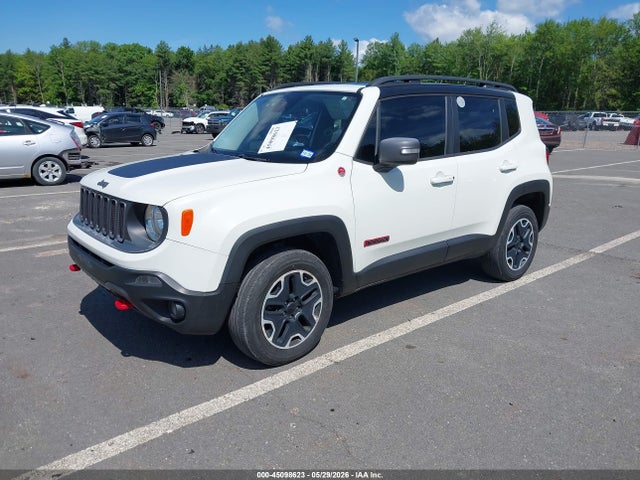 45098623 :رقم المزاد ، ZACCJBCTXGPD87673 vin ، 2016 Jeep Renegade Trailhawk مزاد بيع
