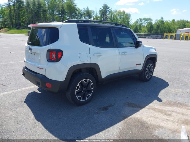 45098623 :رقم المزاد ، ZACCJBCTXGPD87673 vin ، 2016 Jeep Renegade Trailhawk مزاد بيع