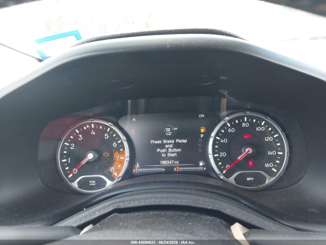 45098623 :رقم المزاد ، ZACCJBCTXGPD87673 vin ، 2016 Jeep Renegade Trailhawk مزاد بيع