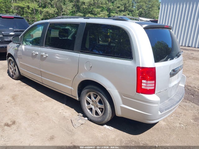 2010 Chrysler Town & Country Touring მანქანა იყიდება აუქციონზე, vin: 2A4RR5D15AR463668, აუქციონის ნომერი: 45098632