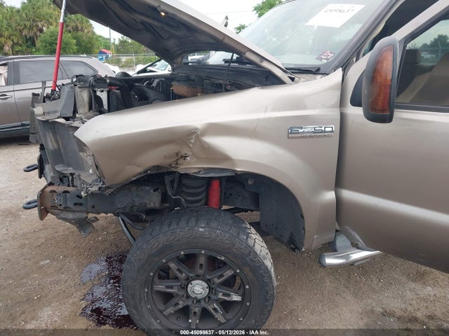 45098637 :رقم المزاد ، 1FTSW21555EA23958 vin ، 2005 Ford F-250 Lariat/xl/xlt مزاد بيع