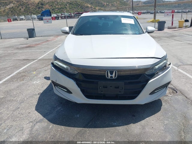 45098663 :رقم المزاد ، 1HGCV2F34JA026304 vin ، 2018 Honda Accord Sport 2.0t مزاد بيع