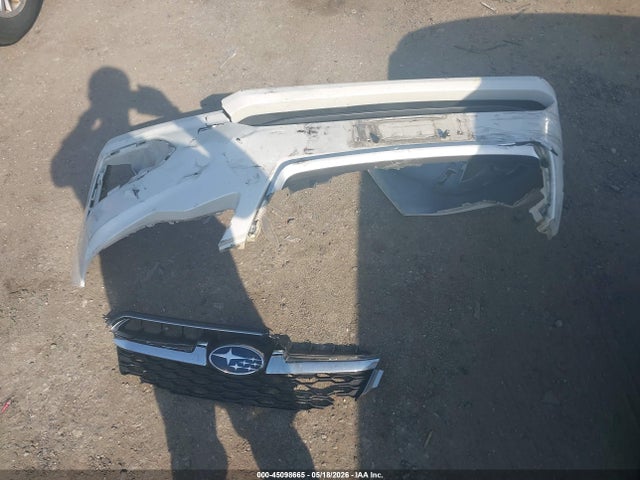 45098665 :رقم المزاد ، JF1GJAA68EH010536 vin ، 2014 Subaru Impreza 2.0i مزاد بيع