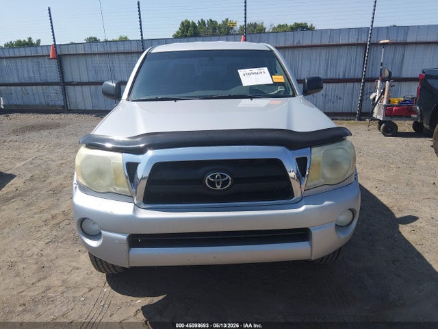 2006 Toyota Tacoma Prerunner V6 მანქანა იყიდება აუქციონზე, vin: 3TMKU72NX6M006960, აუქციონის ნომერი: 45098693