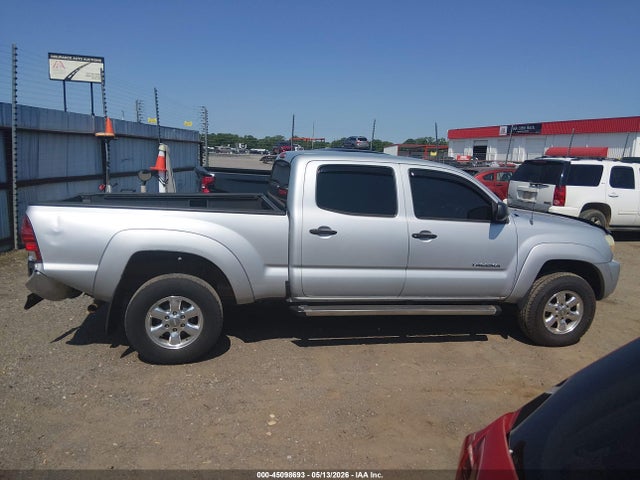 2006 Toyota Tacoma Prerunner V6 მანქანა იყიდება აუქციონზე, vin: 3TMKU72NX6M006960, აუქციონის ნომერი: 45098693