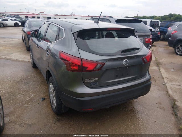 JN1BJ1CP9JW162506 Nissan Rogue Sport S