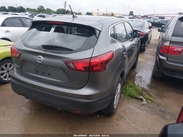 JN1BJ1CP9JW162506 Nissan Rogue Sport S