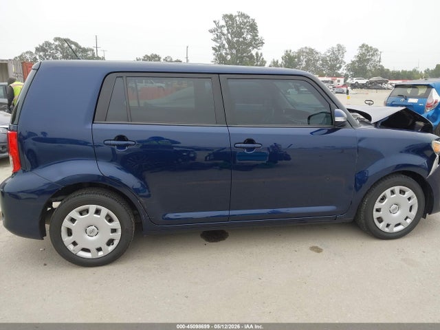Scion XB 2015 JTLZE4FE7FJ078804 Image 13