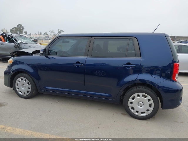 Scion XB 2015 JTLZE4FE7FJ078804 Image 14