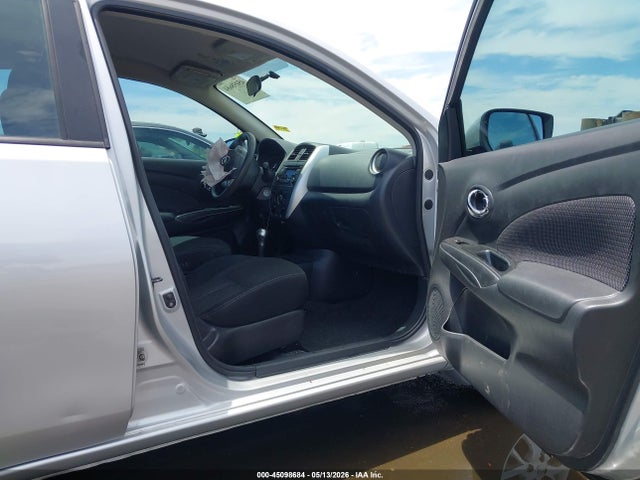Продажа на аукционе авто 2015 Nissan Versa 1.6 Sv, vin: 3N1CN7AP9FL848928, номер лота: 45098684
