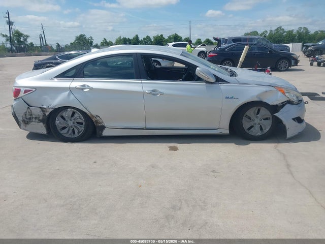 KMHEC4A42FA134609 Hyundai SONATA HYBRID