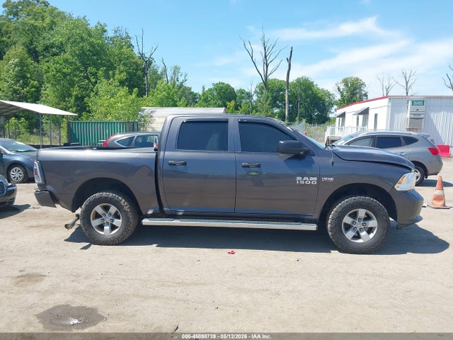45098739 :رقم المزاد ، 1C6RR7KT5HS842241 vin ، 2017 Ram 1500 Express  4x4 5'7 Box مزاد بيع