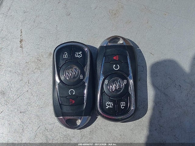 45098757 :رقم المزاد ، 1G4ZP5SSXHU203427 vin ، 2017 Buick Lacrosse Essence مزاد بيع
