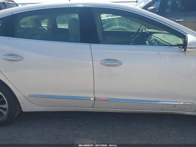 45098757 :رقم المزاد ، 1G4ZP5SSXHU203427 vin ، 2017 Buick Lacrosse Essence مزاد بيع