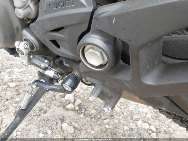 Ducati Monster 2022 ZDMMAMDT9NB003571 Image 16