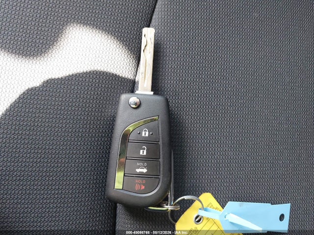 JTDEPMAE2N3004172 Toyota COROLLA LE
