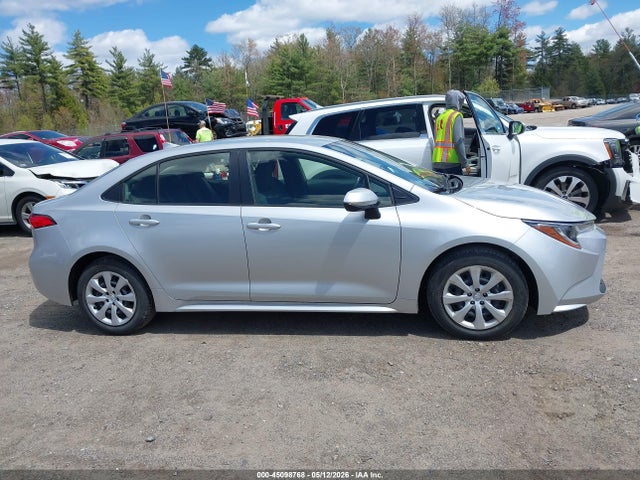 JTDEPMAE2N3004172 Toyota COROLLA LE
