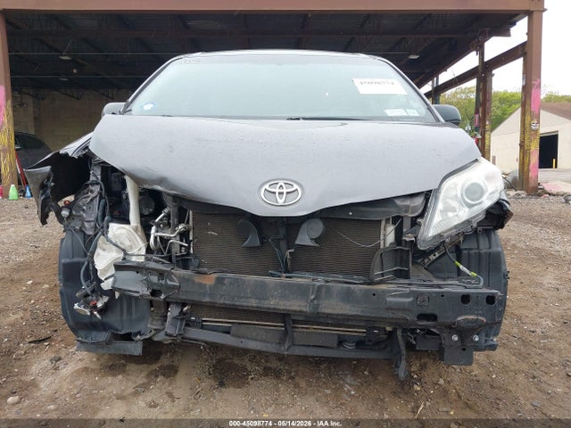 Aukcja sprzedaży 2017 Toyota Sienna Le 8 Passenger, vin: 5TDKZ3DC8HS811350, numer aukcji: 45098774