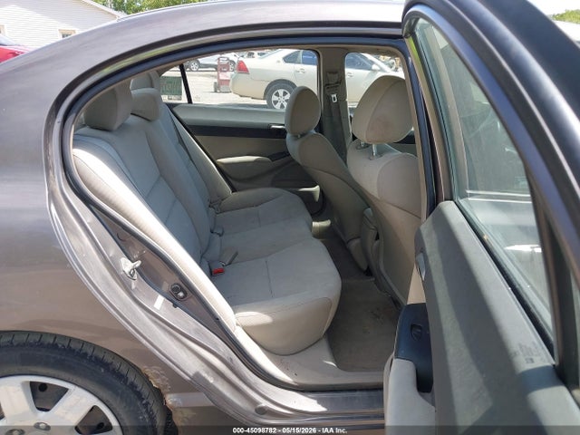 Продажа на аукционе авто 2009 Honda Civic Lx, vin: 19XFA16539E039198, номер лота: 45098782