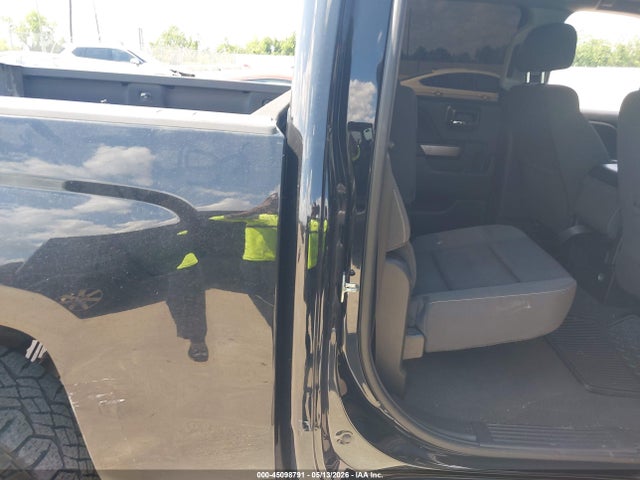 3GCPCRECXJG510382 Chevrolet Silverado 1500 1lt