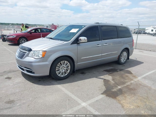 2013 Chrysler Town & Country Limited მანქანა იყიდება აუქციონზე, vin: 2C4RC1GG2DR615975, აუქციონის ნომერი: 45098832
